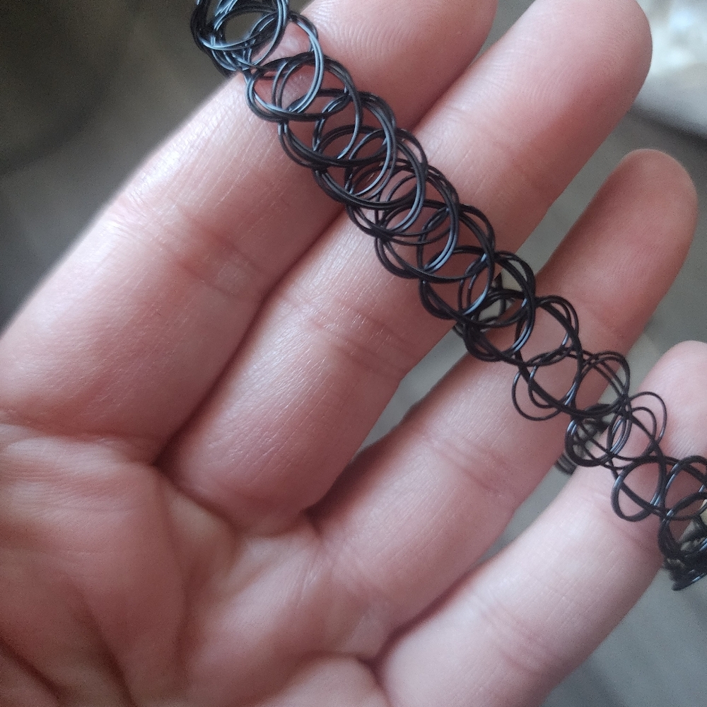 Chokers - Picture 9 of 16